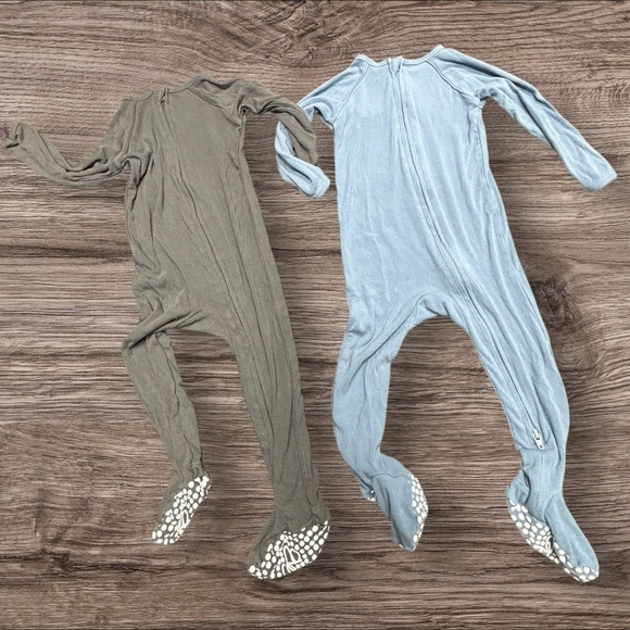 BAMBOO 12-18mo Blue and Grey Footies, exclnt cndtn. OffrsWelcm. 15% Off w 2+ bdl - Picture 1 of 14